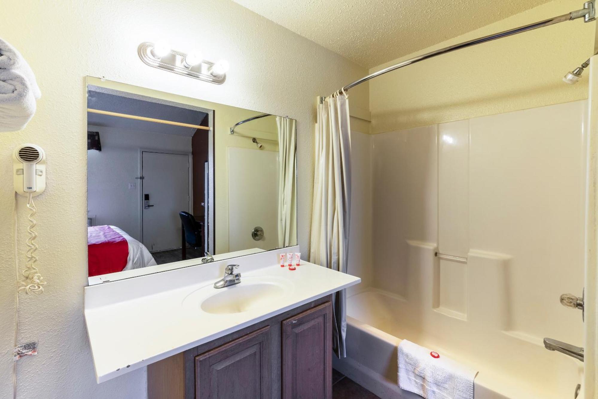 Oyo Hotel Decatur Tx Hwy 287 Northwest Eksteriør bilde